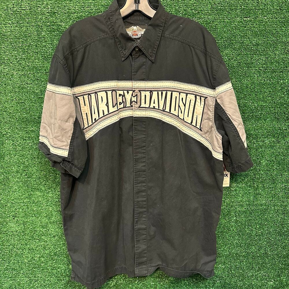 Vintage Harley Davidson Embroidered Button Up Size XL